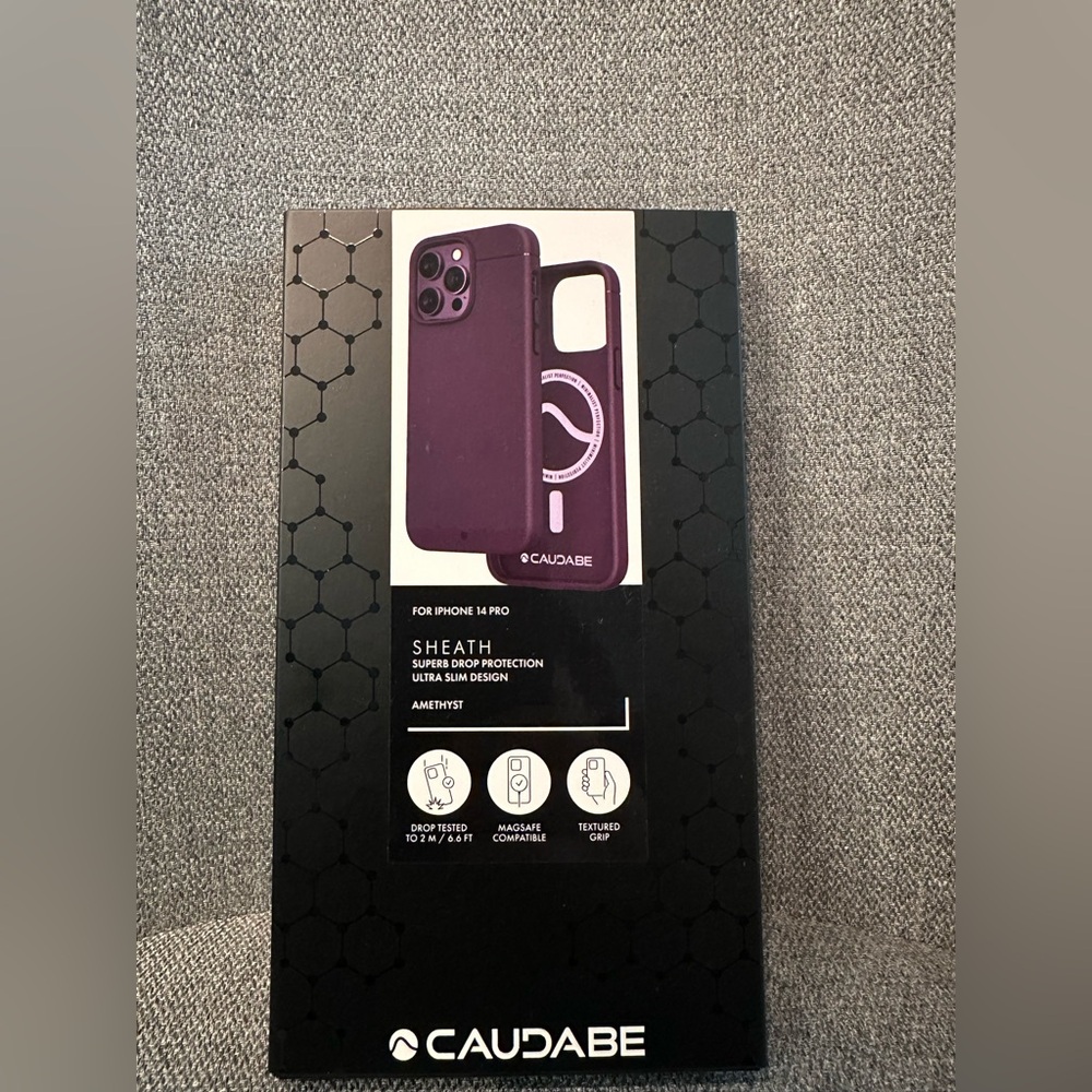 Brand New Amethyst Caudabe Sheath Phone Case iPhone 14 Pro ShockLite™ + MagSafe